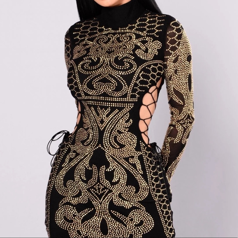Fashion Nova dress - Picture 3 of 5